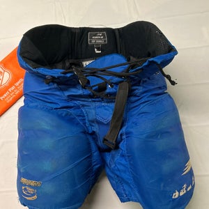 Used Bauer Supreme 3000 Jr.  Large Hockey Pants. Royal.