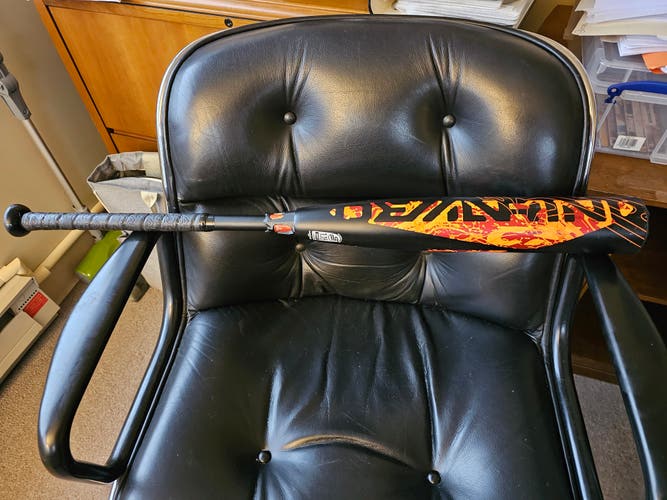 Used USSSA Certified 2023 DeMarini Composite CF Mashup Bat (-8) 24 oz 32"