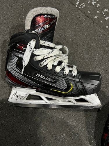 Used Bauer Regular Width  5 Vapor 2X Pro Hockey Goalie Skates