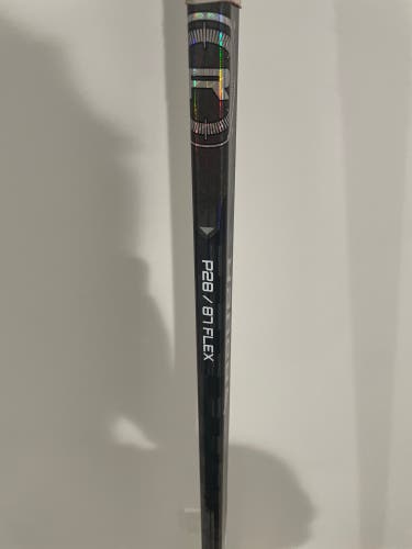 Senior Right Handed P28 Proto-R Hockey Stick