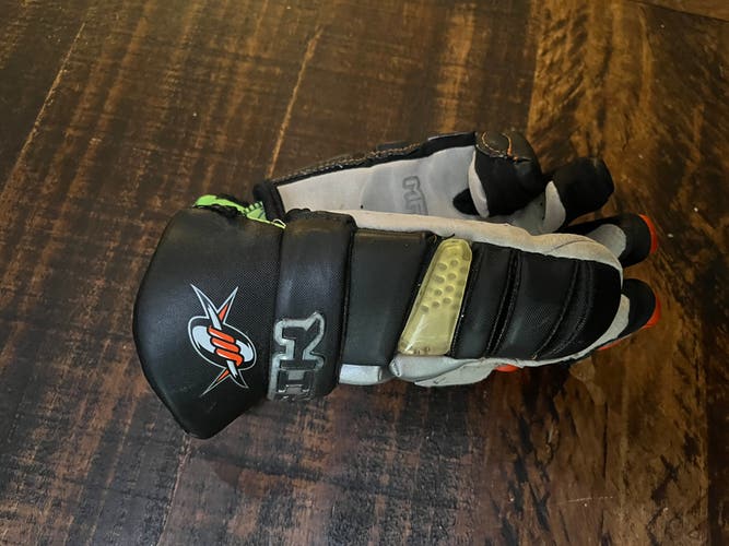 Used Maverik 8" Lacrosse Gloves