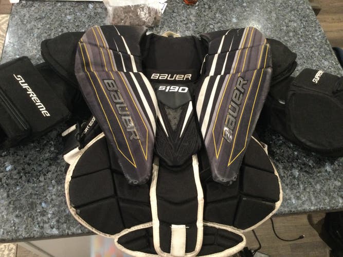 Used Medium Bauer Supreme S190 Goalie Chest Protector