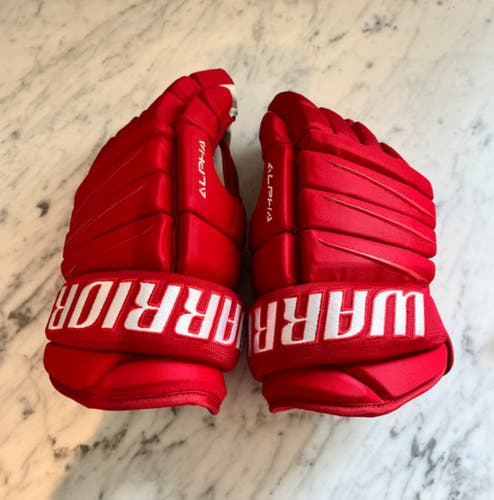 New Detroit Red Wings Alpha Pro Warrior Gloves 14" Pro Stock