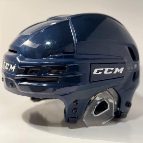 New Medium CCM Tacks 910 Helmet