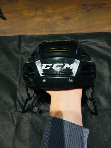 Used Medium CCM  Tacks 310 Helmet