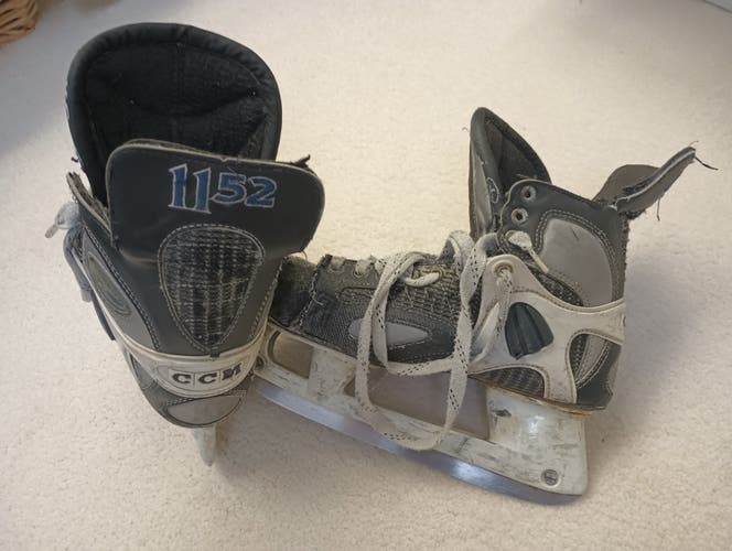 Used CCM Tacks 1152 Ice Hockey Skates Size 8