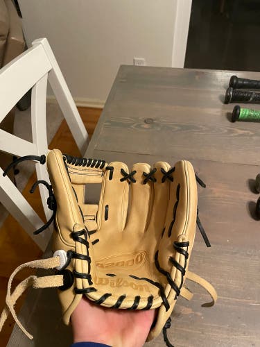 Wilson a2000 ball glove