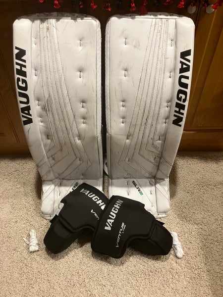 33" Vaughn Ventus SLR2 Pro Goalie Leg Pads