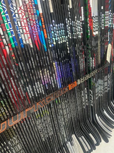 Senior Left Hand PM9 Pro Stock Supreme 2S Pro Hockey Stick