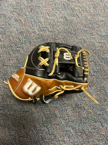 Wilson Infield A2000