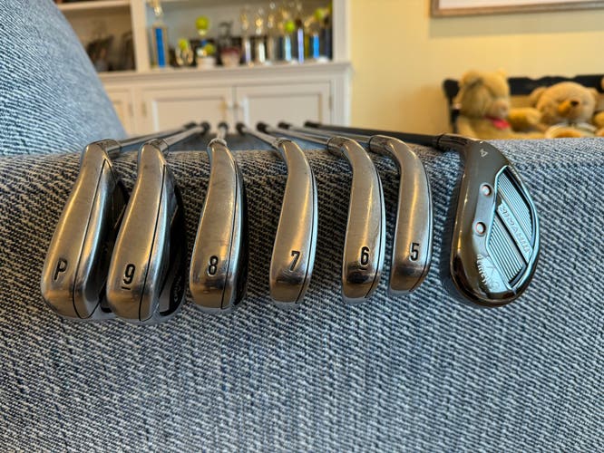 Men's Right Handed Regular Flex Steel Shaft Mavrik Iron Set