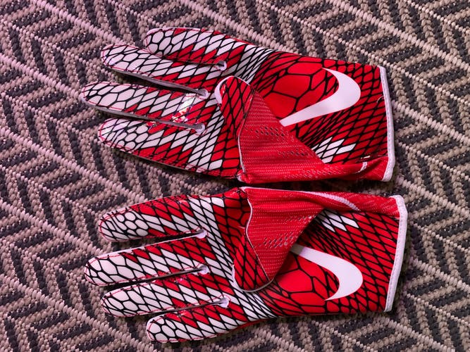 Red New Adult XL Nike Vapor knit Gloves