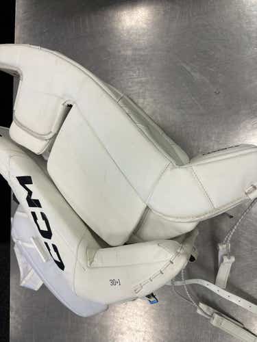 Used Ccm Axis 2.5 30" Goalie Leg Pads