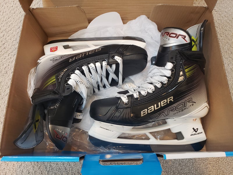 **Brand New** Senior New Bauer Vapor Hyperlite 2 Hockey Skates 7.5 - high end FlyTi runners
