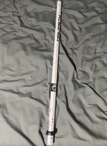Maverick lacrosse shaft