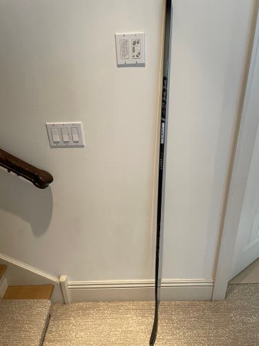 Senior Left Hand P29 FT Ghost Hockey Stick