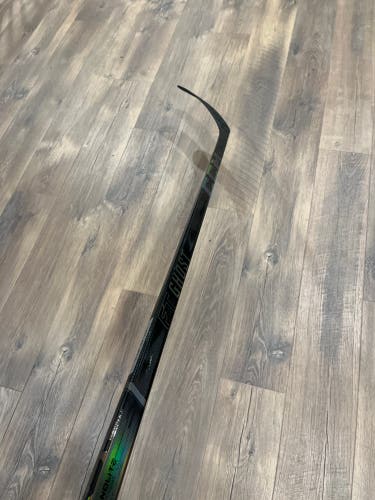 *NEW* Senior RH CCM FT Ghost Hockey Stick