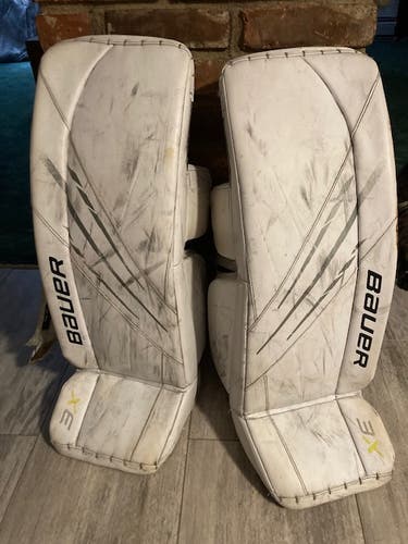 Used Intermediate Large Bauer Vapor 3X Goalie Leg Pads