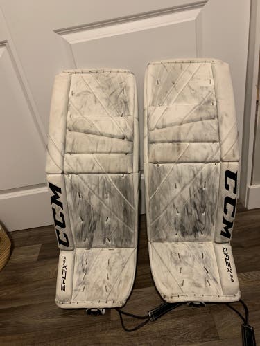 Used 33" CCM  Extreme Flex 5.9 Goalie Leg Pads