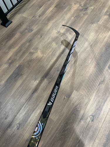 *NEW* Senior RH Proto-R Hockey Stick