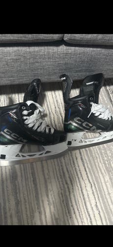 Senior CCM Regular Width Pro Stock 7.5 JetSpeed FT6 Pro Hockey Skates