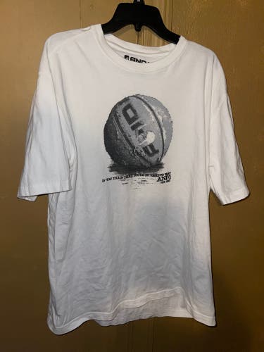 And1 Basketball T Shirt Mens Size Large Brand New Without Tags RN#117927 Short S
