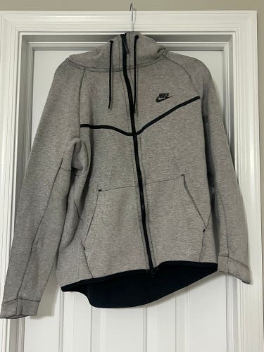 Nike tech zip up sweater