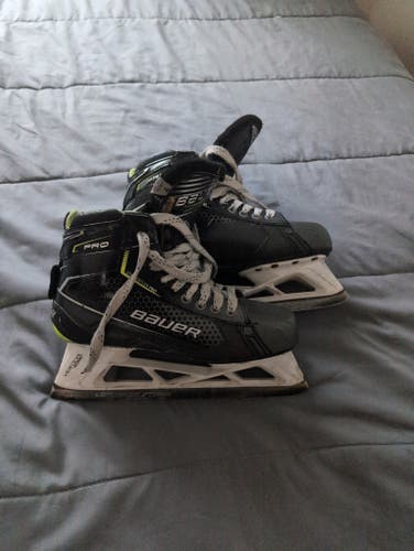 Senior Used Bauer Pro Hockey Goalie Skates Regular Width 9