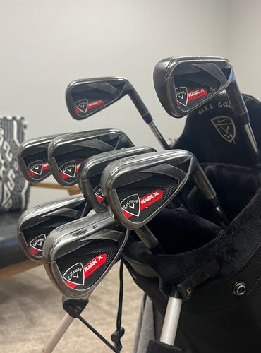 Callaway Razr X Black Iron Set 4-AW