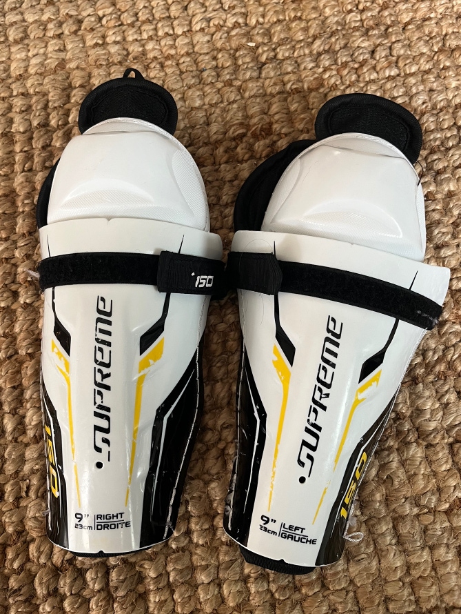 Youth Bauer Supreme 150 9in hockey shin pads