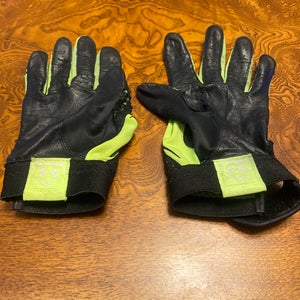 Used Large Under Armour Batting Gloves