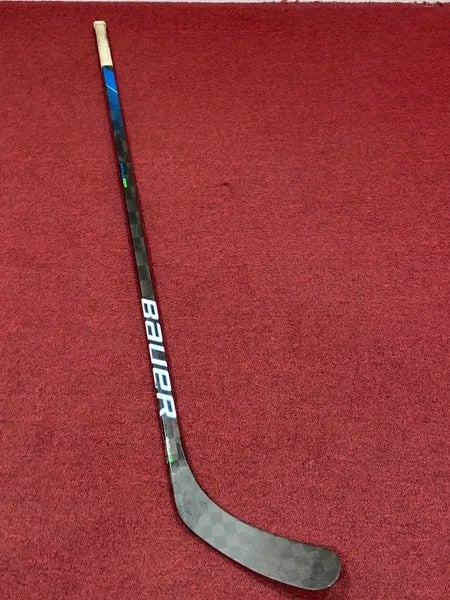 Senior Left Hand P92 Pro Stock Nexus Geo Hockey Stick Pro Stock