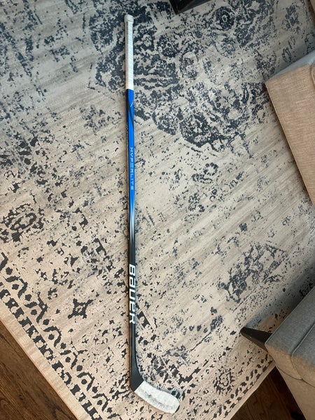 Senior Left Hand P28 82 Flex Pro Stock Vapor Hyperlite 2 Hockey Stick