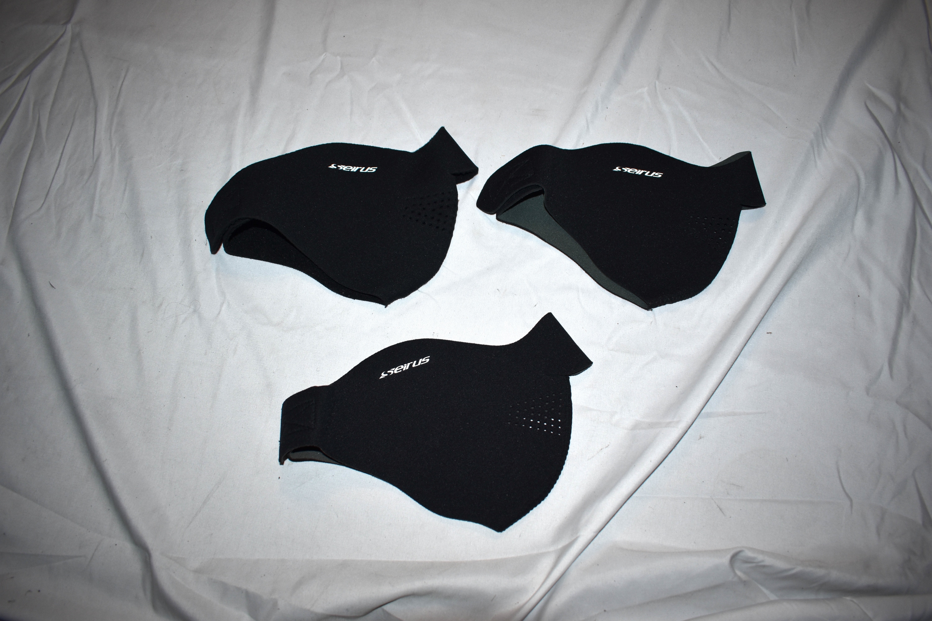 Masque Face Covering Masks, 3 total, Black, Medium