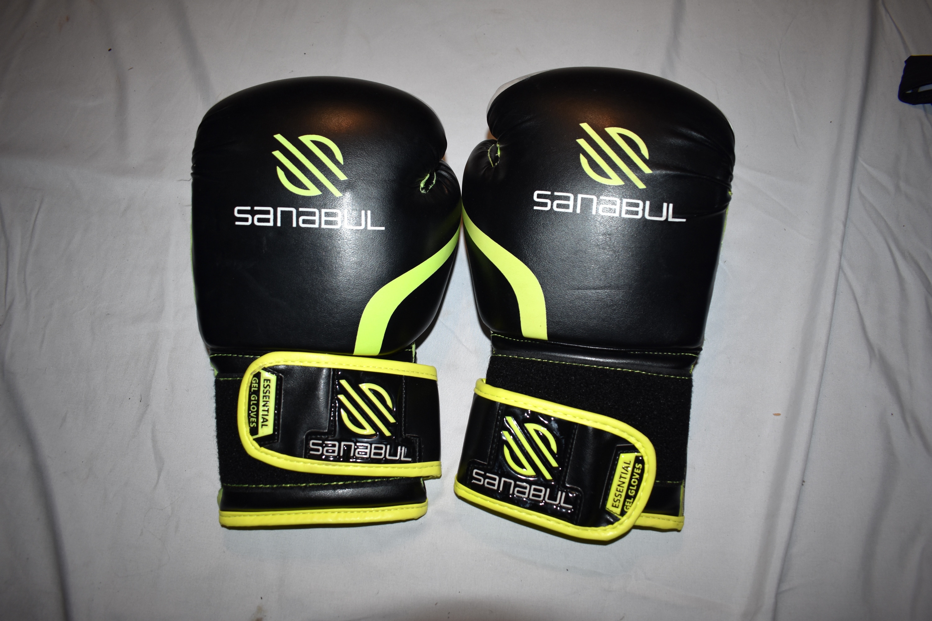 Sanabul Essential Gel 14oz Boxing Gloves, Black/Yellow