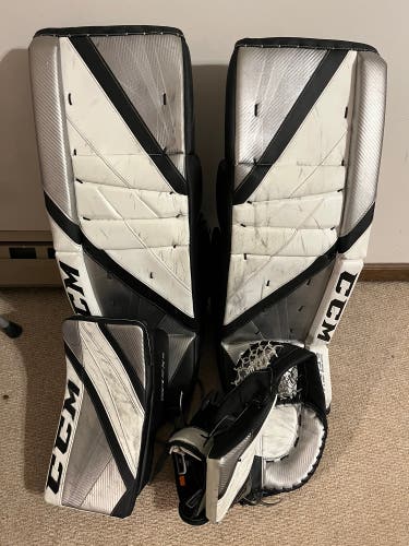 33" Regular CCM Eflex 5 Extreme Flex 5 Goalie Full Set