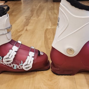 Used Salomon Ski Boots Rt T3 Girly. Size 26-26.5