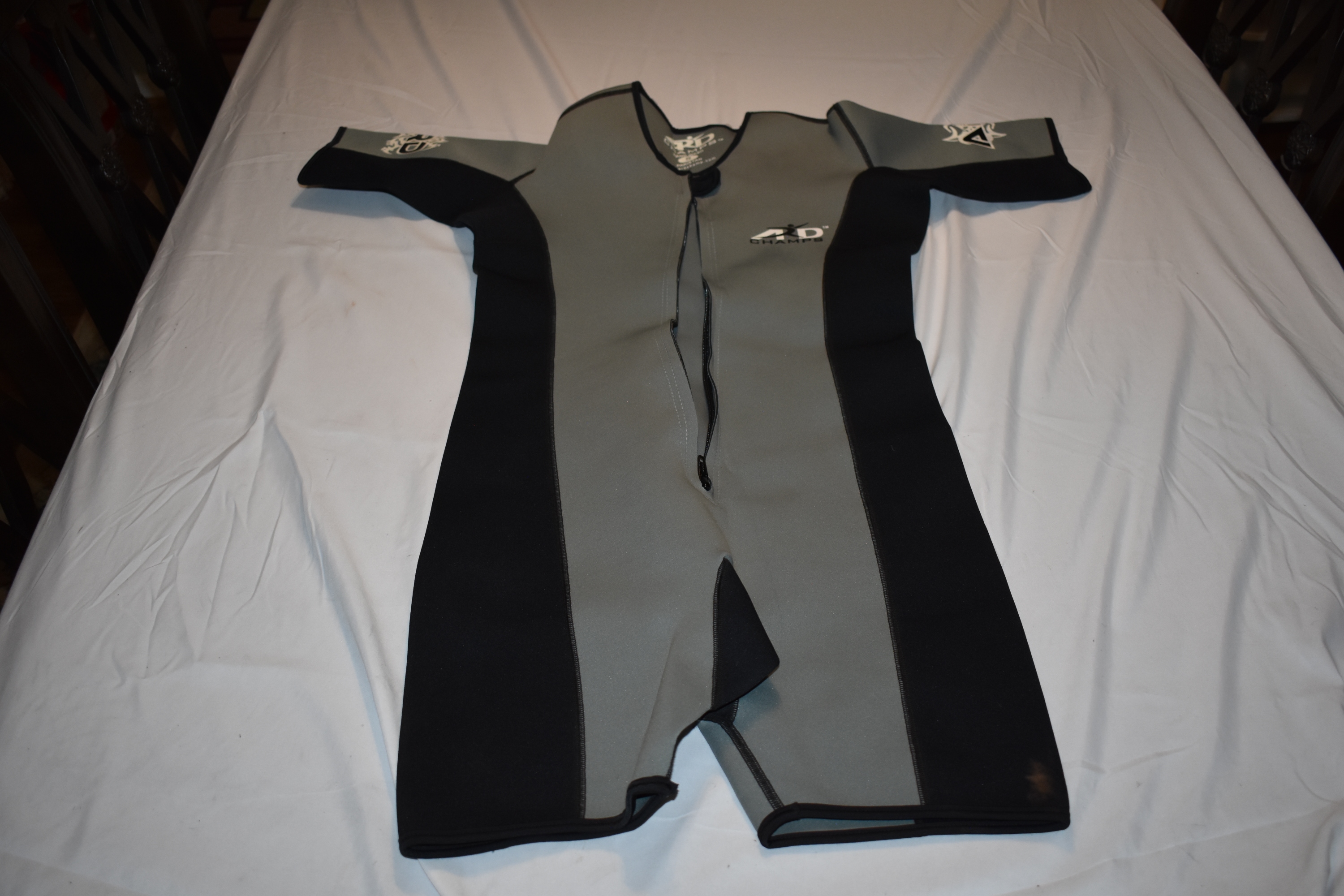 ARD Champs Neoprene Sauna/Weight Suit, Small, Black/Gray