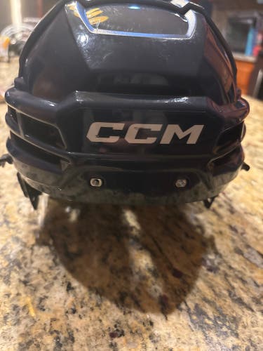 Used Medium CCM tacks 720 Helmet