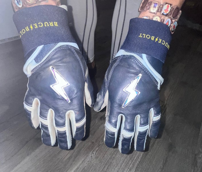 Bruce Bolt Long Cuff Batting Gloves YXL