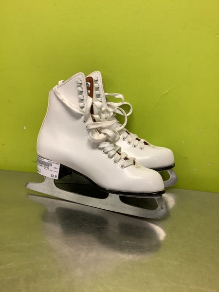 Used CHIMO TARA Senior 4 Ice Skates / Womens Figure Skates Ice Skates / Womens  Figure Skates