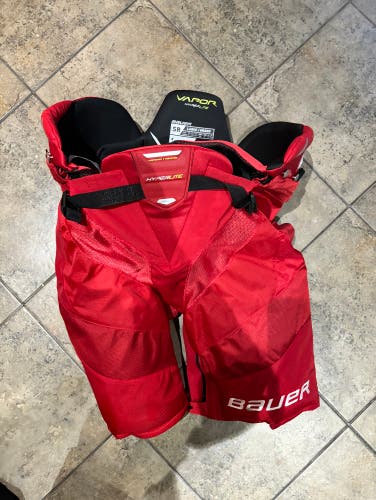 Senior Large Bauer Vapor Hyperlite Hockey Pants