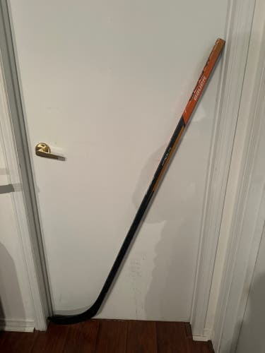 Left Hand Bauer Vapor Hyperlite “Sam Steel” pro stock stick