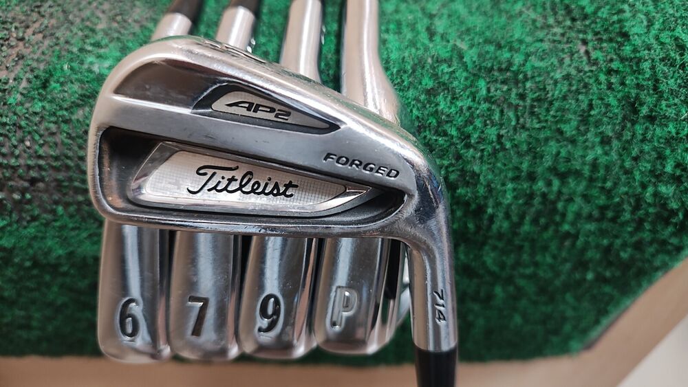 Titleist AP2 714 Lot of 5 Golf Irons 4,6,7,9,PW S300 Stiff Flex