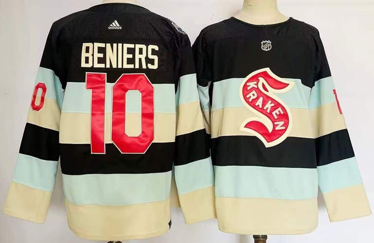 Seattle Kraken Matty Beniers  Hockey Jersey Throwback vintage size S