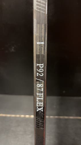 Senior Right Handed P92  Supreme UltraSonic Hockey Stick