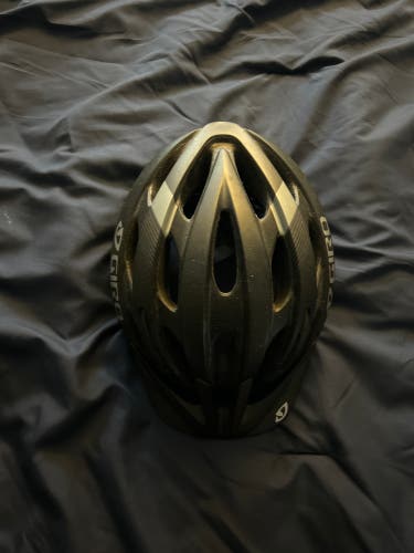 Men's Large Giro Bike Helmet