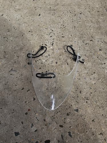 Vaughn hockey senior lexan dangler throat guard