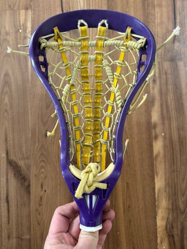 deBeer Womans Strung Lacrosse Head