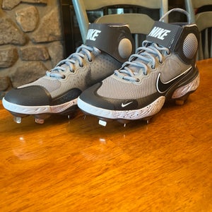 Never Worn Nike Alpha Huarache Elite 3